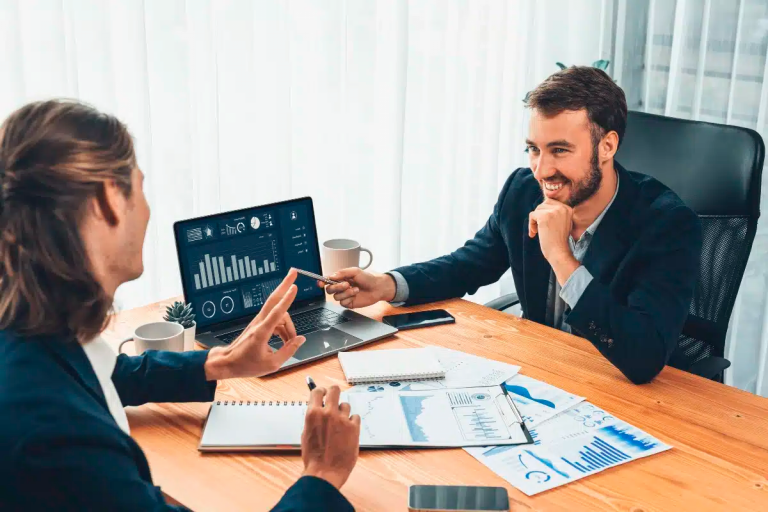 Comment Élaborer un Plan Financier Efficace en 2025